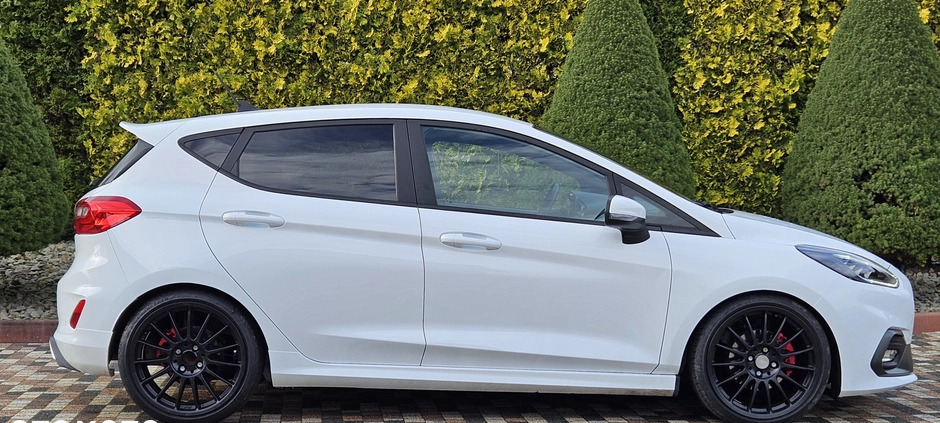 Ford Fiesta cena 69900 przebieg: 90000, rok produkcji 2019 z Aleksandrów Kujawski małe 781